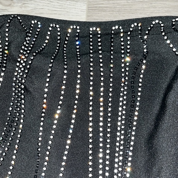 Jewel Dripping Bandage Dress - Picture 3 of 8